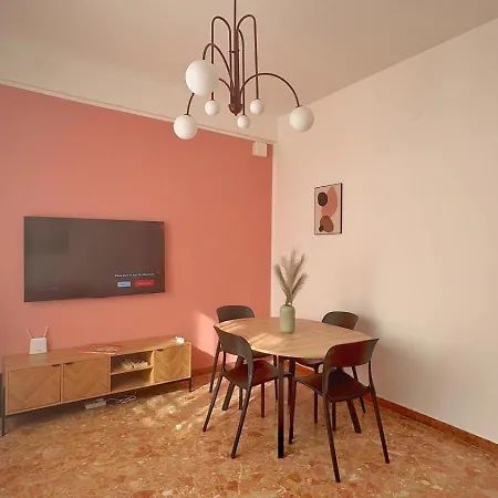 Dimora Pasolini , Stylish Two Bedroom In The Historic Center * Ravenne