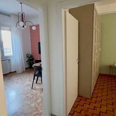 Appartement Dimora Pasolini , Stylish Two Bedroom In The Historic Center *
