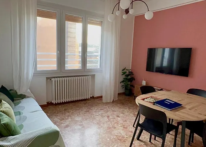 Dimora Pasolini , Stylish Two Bedroom In The Historic Center