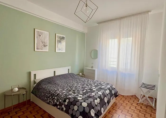 Lägenhet Dimora Pasolini , Stylish Two Bedroom In The Historic Center Ravenna