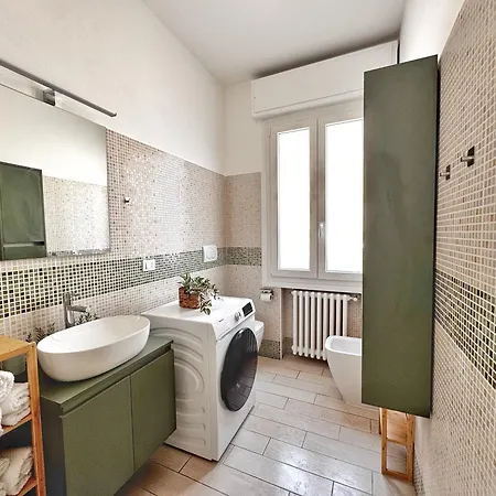 Dimora Pasolini , Stylish Two Bedroom In The Historic Center דירה ראבנה