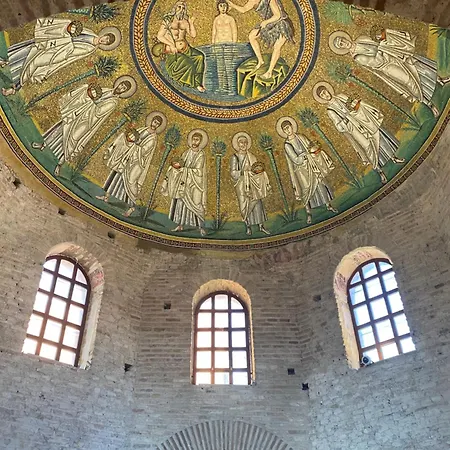 Dimora Pasolini , Stylish Two Bedroom In The Historic Center 아파트 *